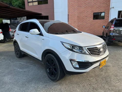 Kia Sportage EX Revolution 