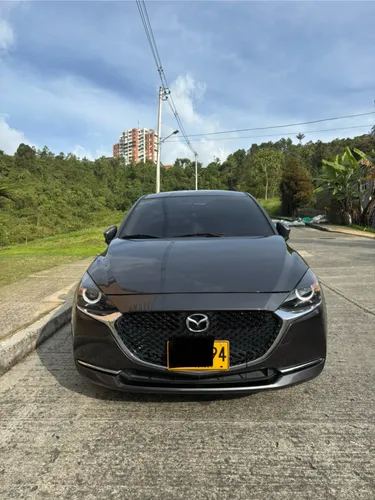Mazda 2 grand touring LX 