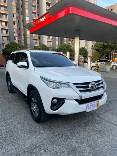 Toyota Fortuner 