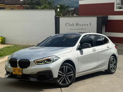BMW 118i sport Line 2021