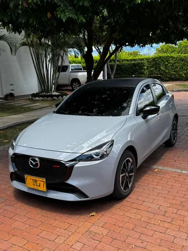 Mazda 2 Grand Touring LX carbón 2026 At 