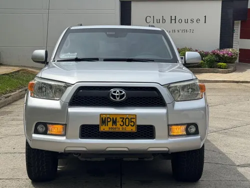 Toyota 4Runner modelo 2013 blindaje 2 plus 
