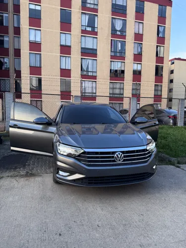 VOLKSWAGEN JETTA 1.4 TSI COMFORTLINE