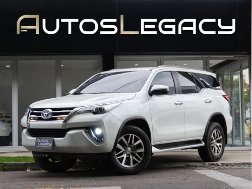 Toyota Fortuner 2.7L MID 4x2
