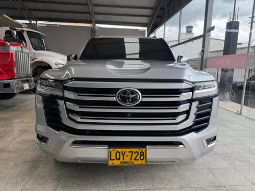 TOYOTA LC300 ZX GASOLINA BLINDADA 2023