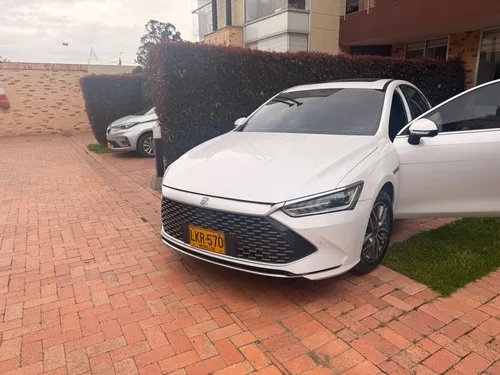 Byd Quin plus Dm-I 2023 