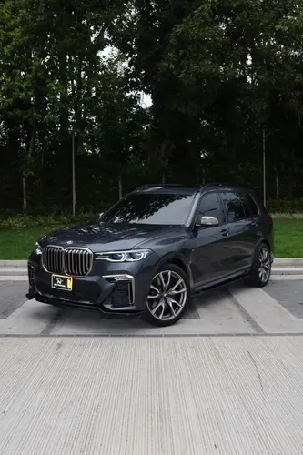BMW X7 M50i 2022