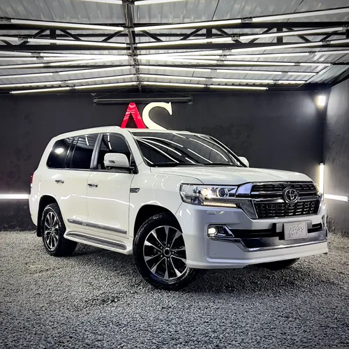 Toyota LC200 Sáhara GXR V8 BLANCO 4.5 2020 AT DIESEL