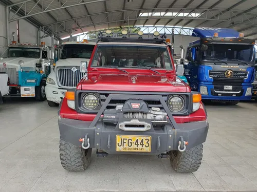 Toyota 4.5 Macho Carpado 1985