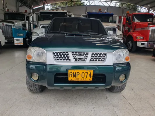 NISSAN FRONTIER DIESEL 4X4 2012