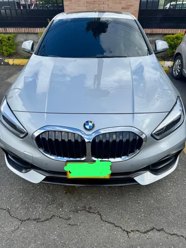 BMW 118i modelo 2020 
