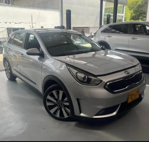 Kia Niro Vibrant 2019