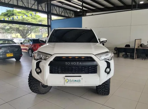 Toyota 4Runner SR5 2018