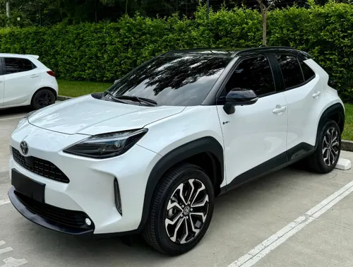 Toyota Yaris cross 1.5 HEV XLS 2025