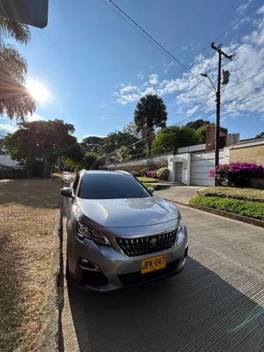 Peugeot 3008 1.6 active 2022