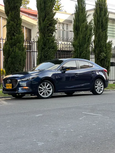 MAZDA 3 GRAND TOURING 2020