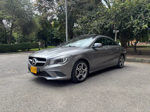 Mercedes Benz CLA200 1.6 Turbo