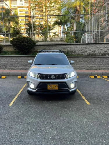 Suzuki Vitara Live 2022  Excelente Estado