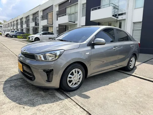 KIA SOLUTO 2021 AT 1.4 CC 