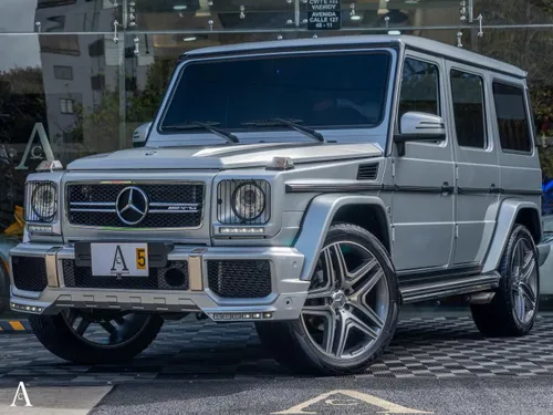 Mercedes Benz G500