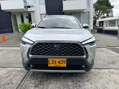 TOYOTA COROLLA CROSS SEG HYBRID AT 2024 1.8 CC