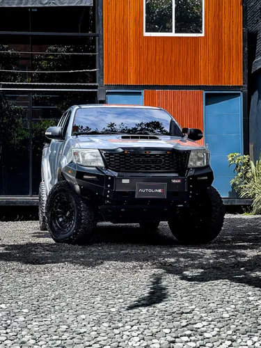 Toyota Hilux B2 2015