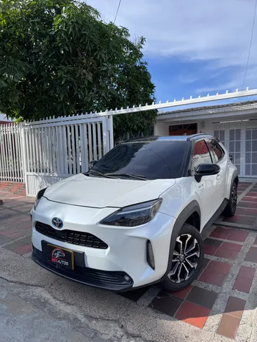 Toyota yaris cross 2023