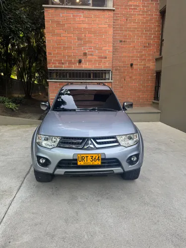 Mitsubishi Nativa 3.000 sport