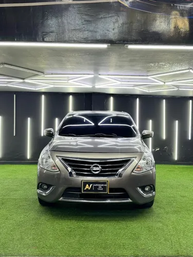 NISSAN  VERSA ADVANCE 2015