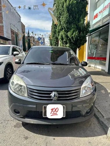 Renault Sandero 2010