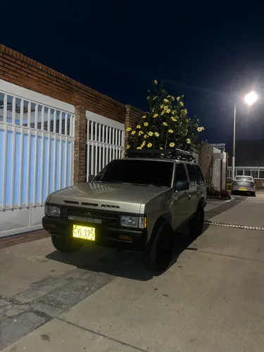 Nissan Pathfinder 1994