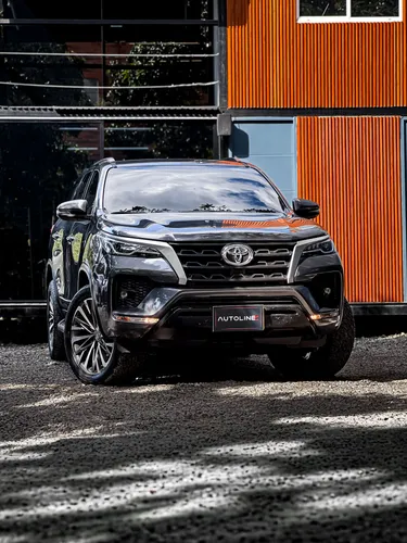 Toyota Fortuner SR 2021