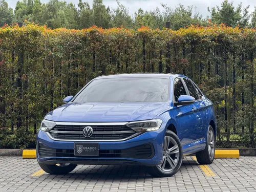 VOLKSWAGEN JETTA HIGHLINE-2024-