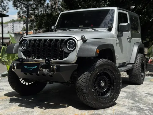 Jeep Wrangler 3.8 Sport