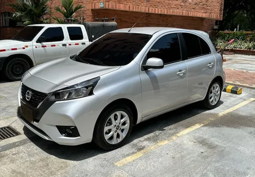 NISSAN MARCH 2023 ADVANCE  1.6L MECANICO unico dueno
