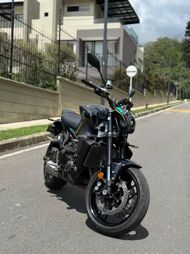  Yamaha MT-09 V3  Modelo 2021