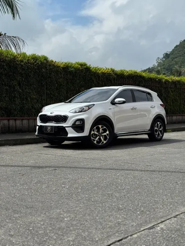Kia sportage Desire híbrida Diesel 2021 