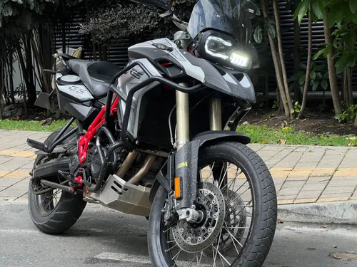 BMW F800 GS Trophy