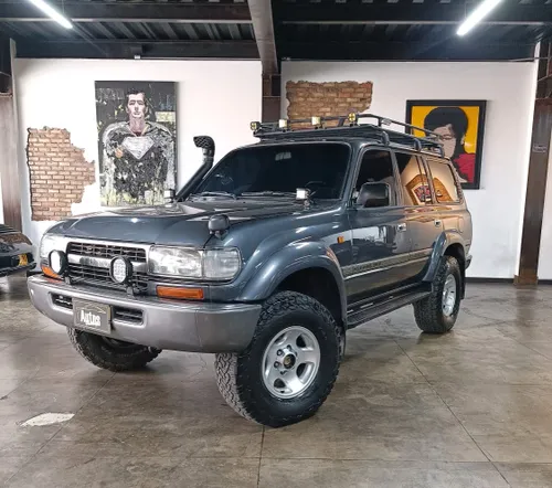 Toyota Land Cruiser Burbuja VX Blindada 1994