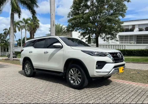 Toyota fortuner 2022 Srv 