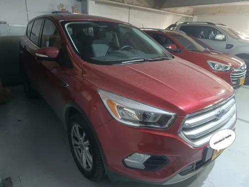 Vendo Ford Escape SE