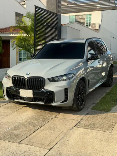 BMW X5 2024 xDrive40i