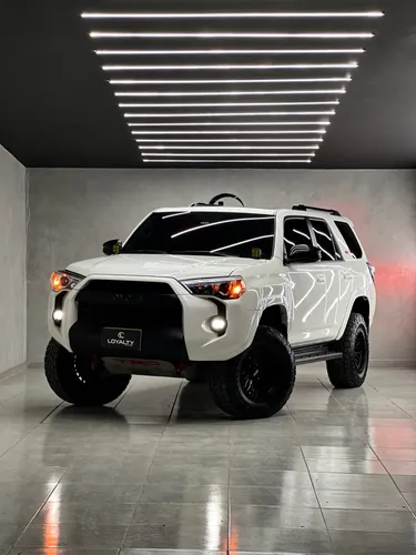 Toyota 4Runner SR5 2022