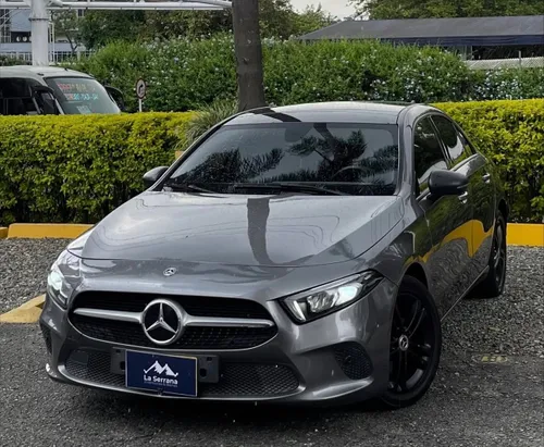MERCEDES BENZ A200 SEDAN B2