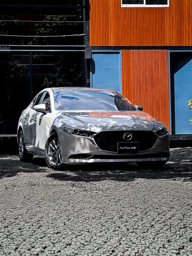 Mazda 3 Touring 2023