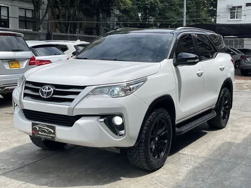 Toyota FORTUNER 2017  2.7L STREET TP 2700CC 4X2 EURO IV