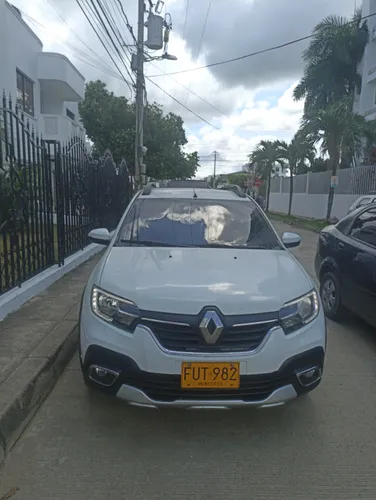 Renault sandero stepway 2022 AT