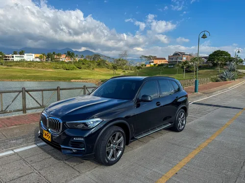 bmw x5 x drive 40i modelo 2020