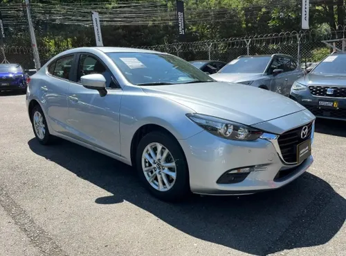 Mazda 3 Touring 2018