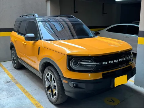 Ford Bronco - Black Diamond